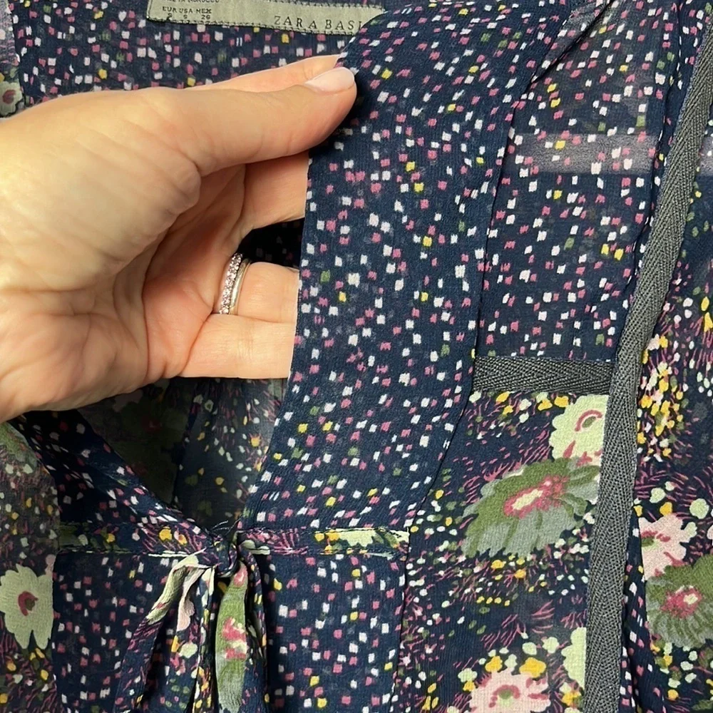 Zara Floral Top - Picture 3 of 8